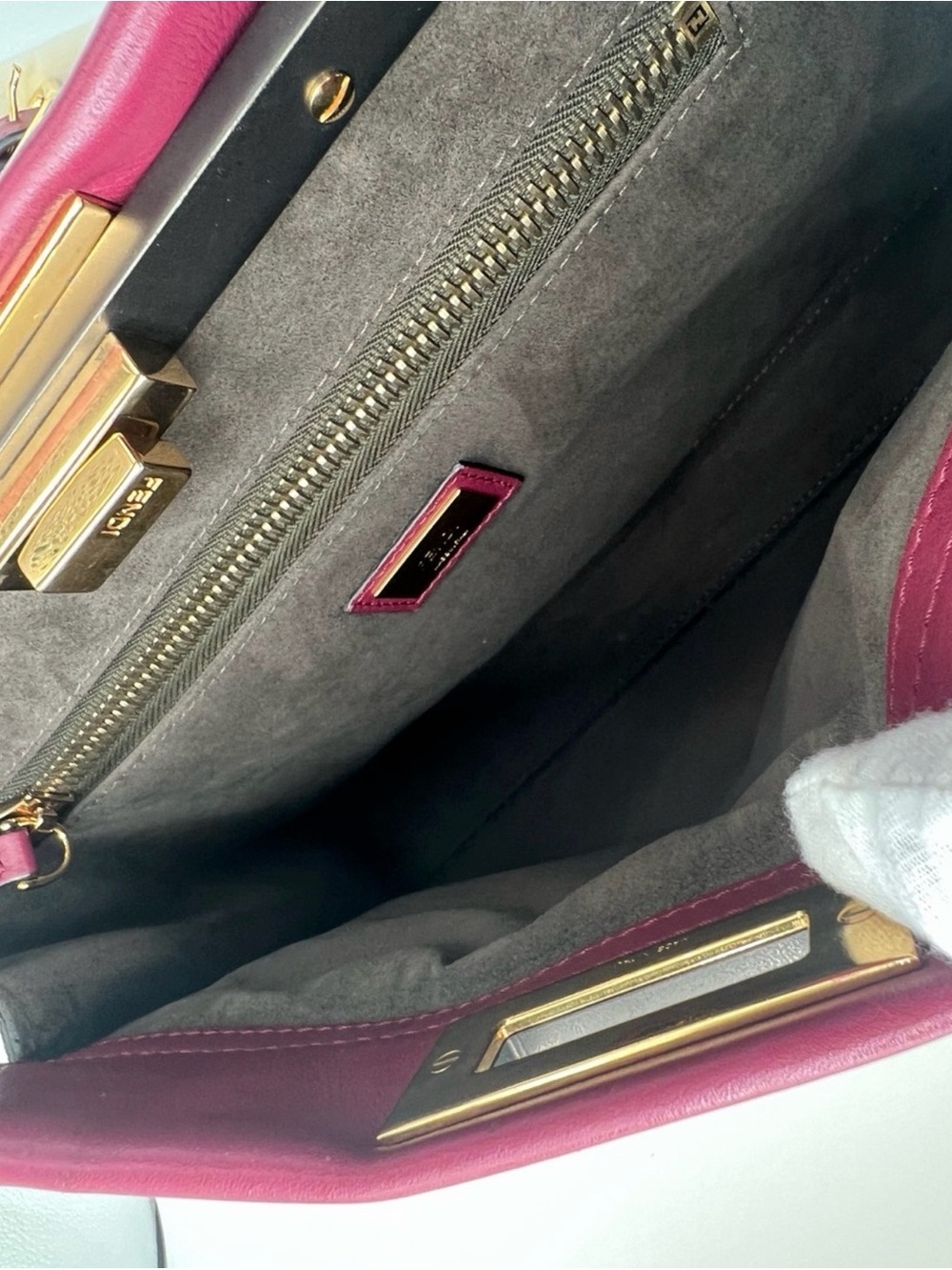 Fendi Medium Peekaboo in Burgundy Leather - Picture 8 of 10